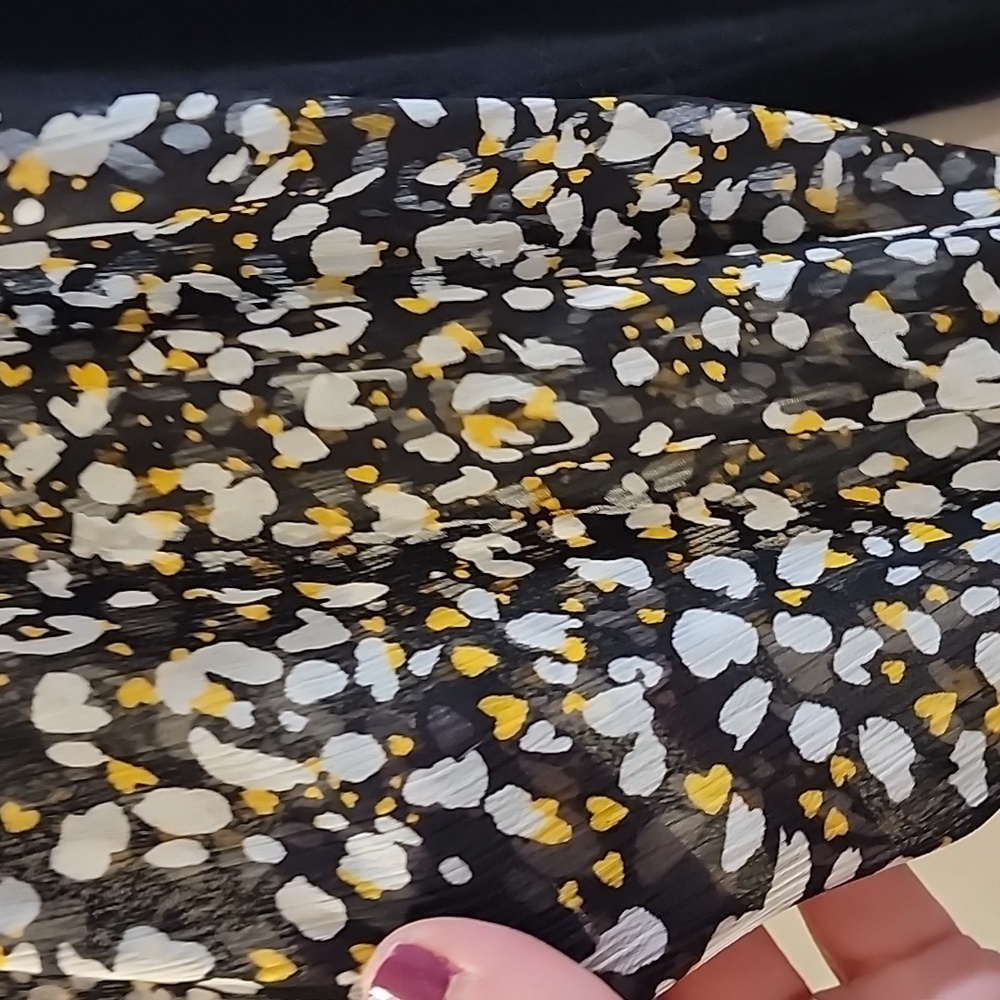 Dkny Black Sweater With Patterned Sleeves - image 4